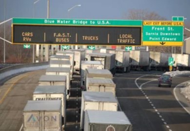 Sarnia Border: Complaints Arise Over Truck Drivers Misusing Fast Lane During Peak Hours