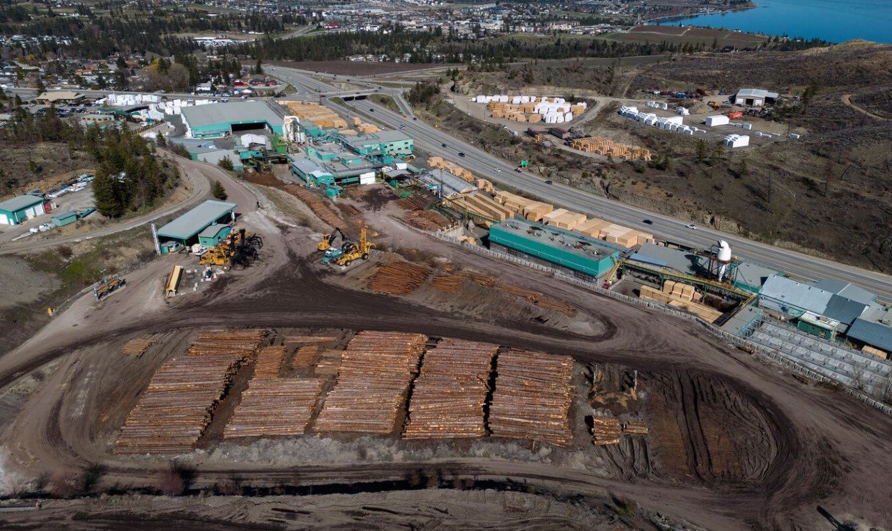US Imposes 20.56% Anti-Dumping Duty on Canadian Softwood