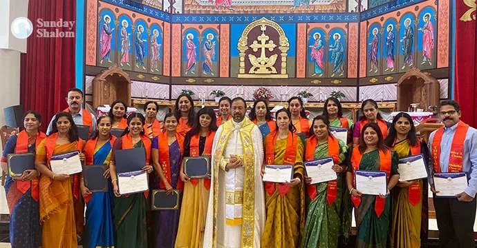 22 Lay Members of Dallas St. Thomas Parish Graduate with Theology Degree