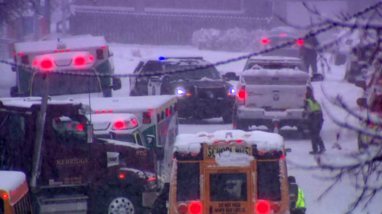 Heavy snow causes chaos on the roads in southern Alberta