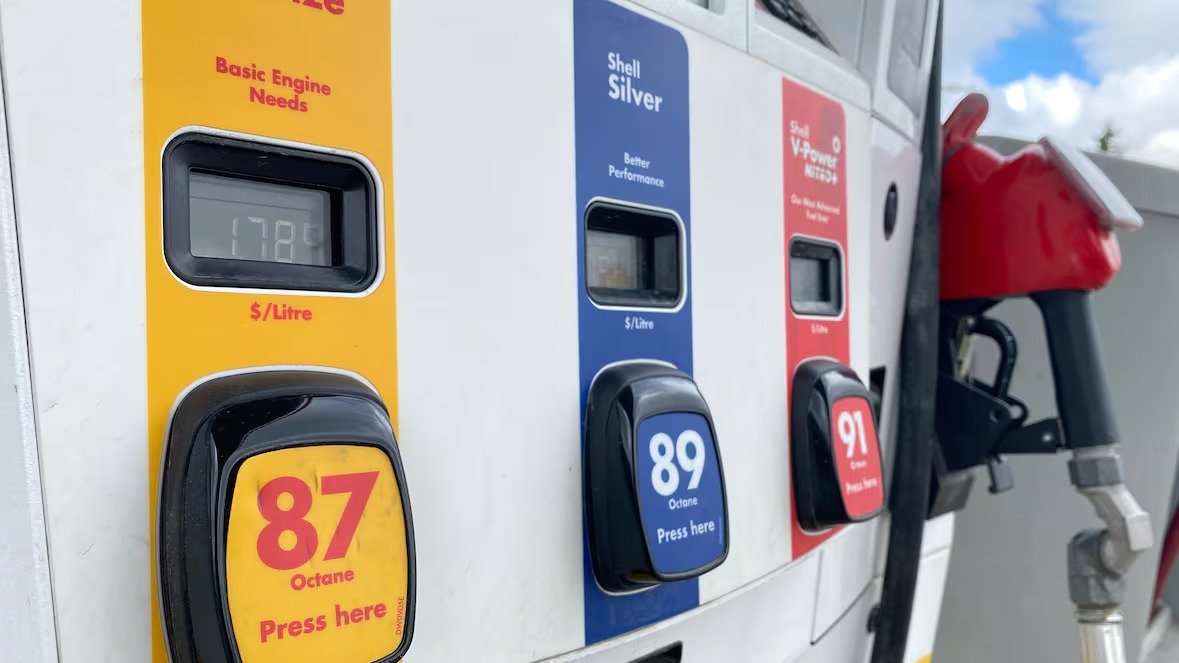 Alberta won’t follow suit as federal Liberals temporarily pause gas tax